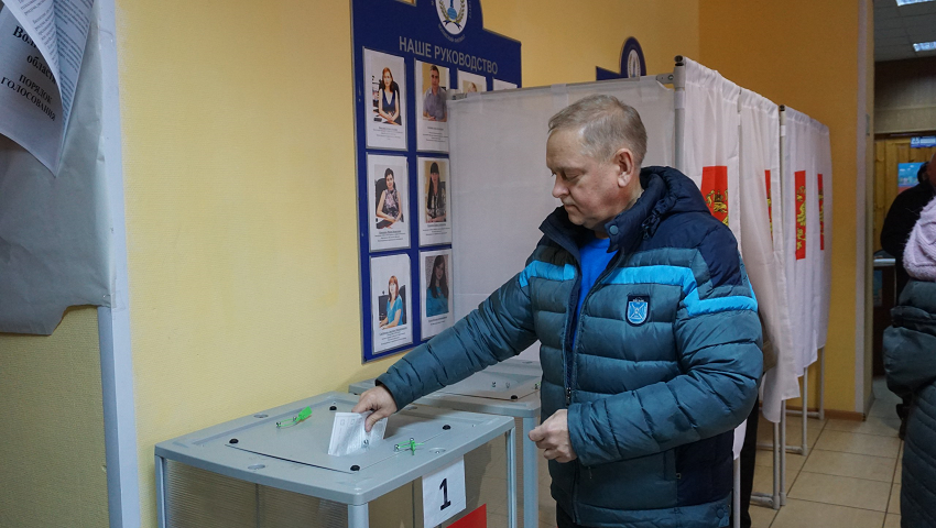 Игорь Воронин принял участие в голосовании